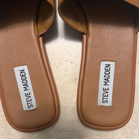 Steve Madden Brown Slide Sandals - Picture 2 of 4